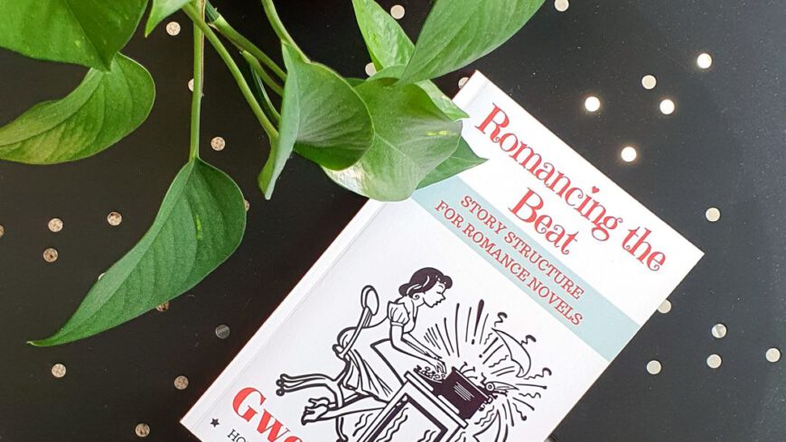 Gwen Hayes, Romancing the Beat